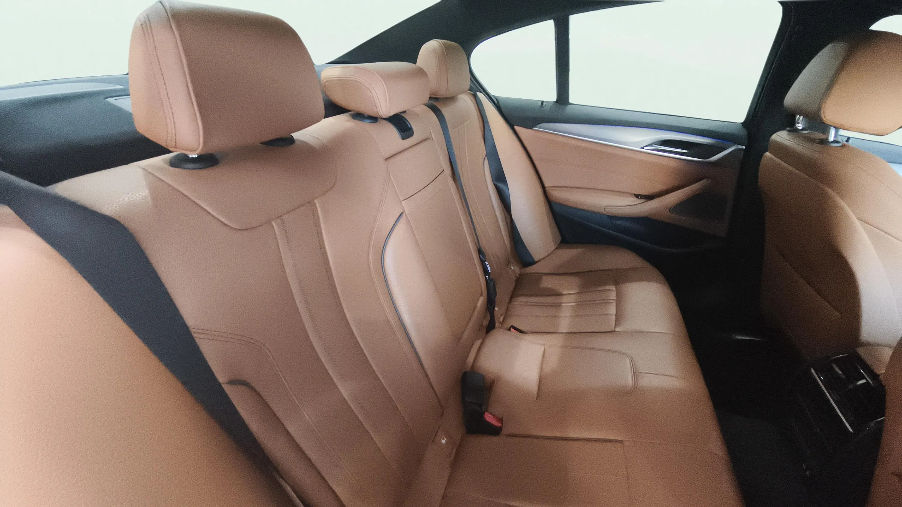BMW Serie 5 530e - foto 8