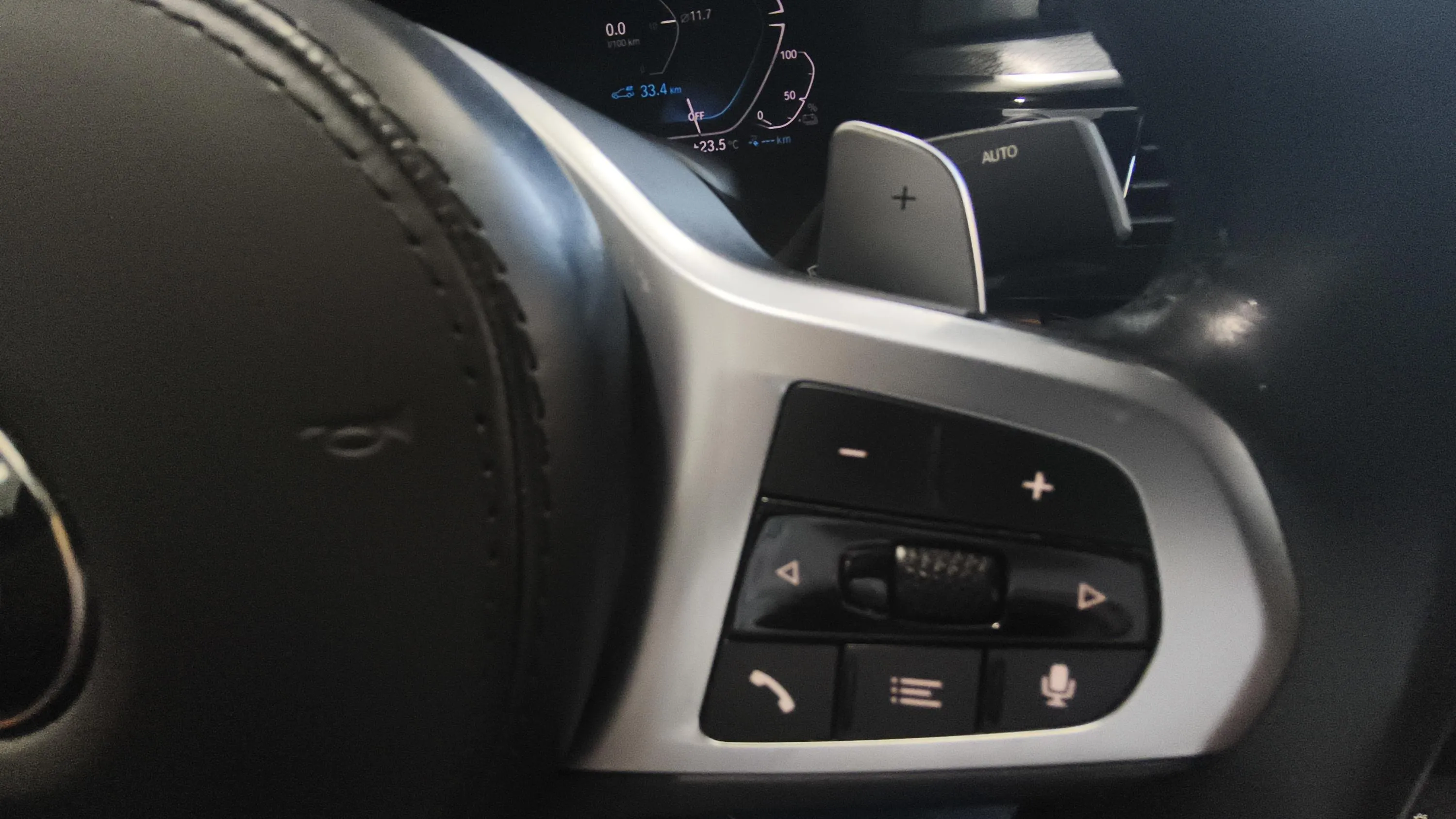 BMW Serie 5 530e - foto 15