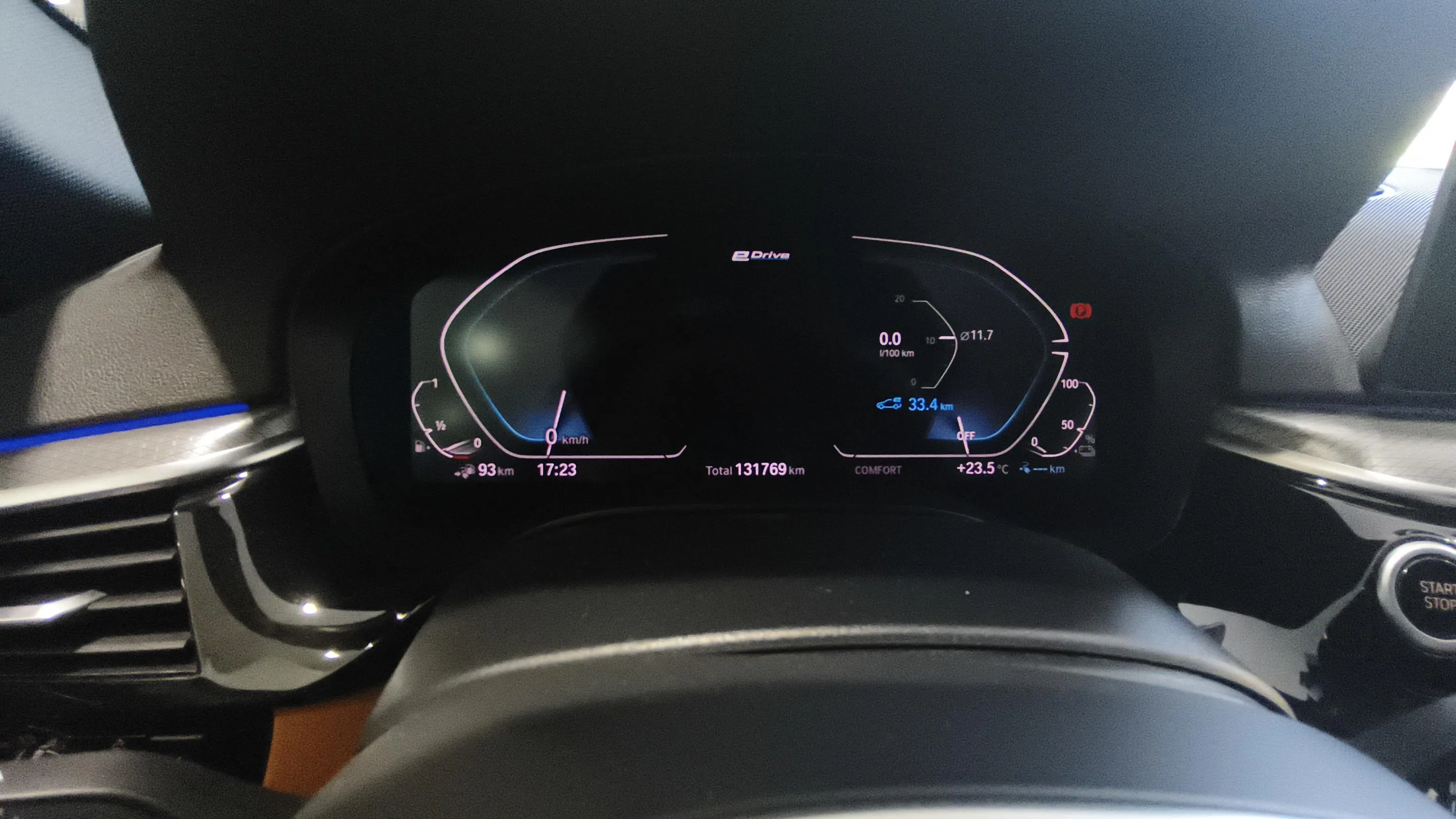 BMW Serie 5 530e - foto 13