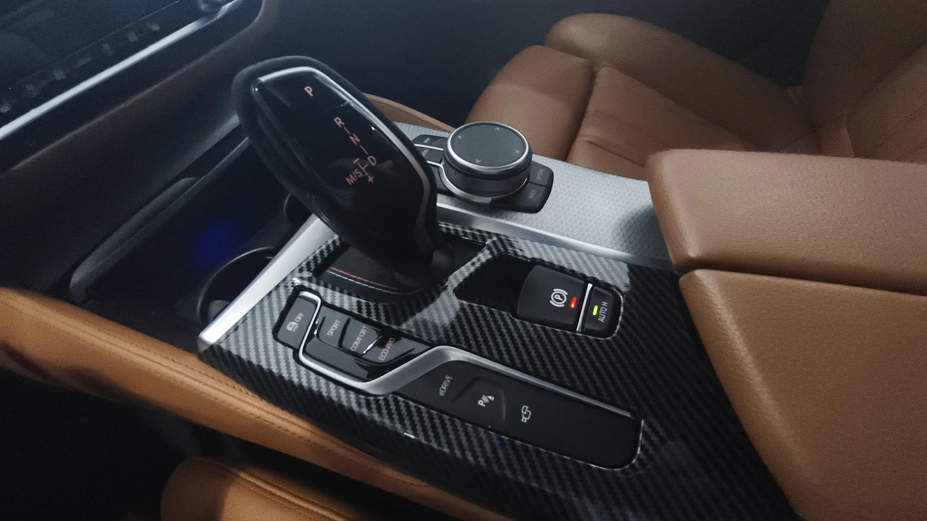 BMW Serie 5 530e - foto 16