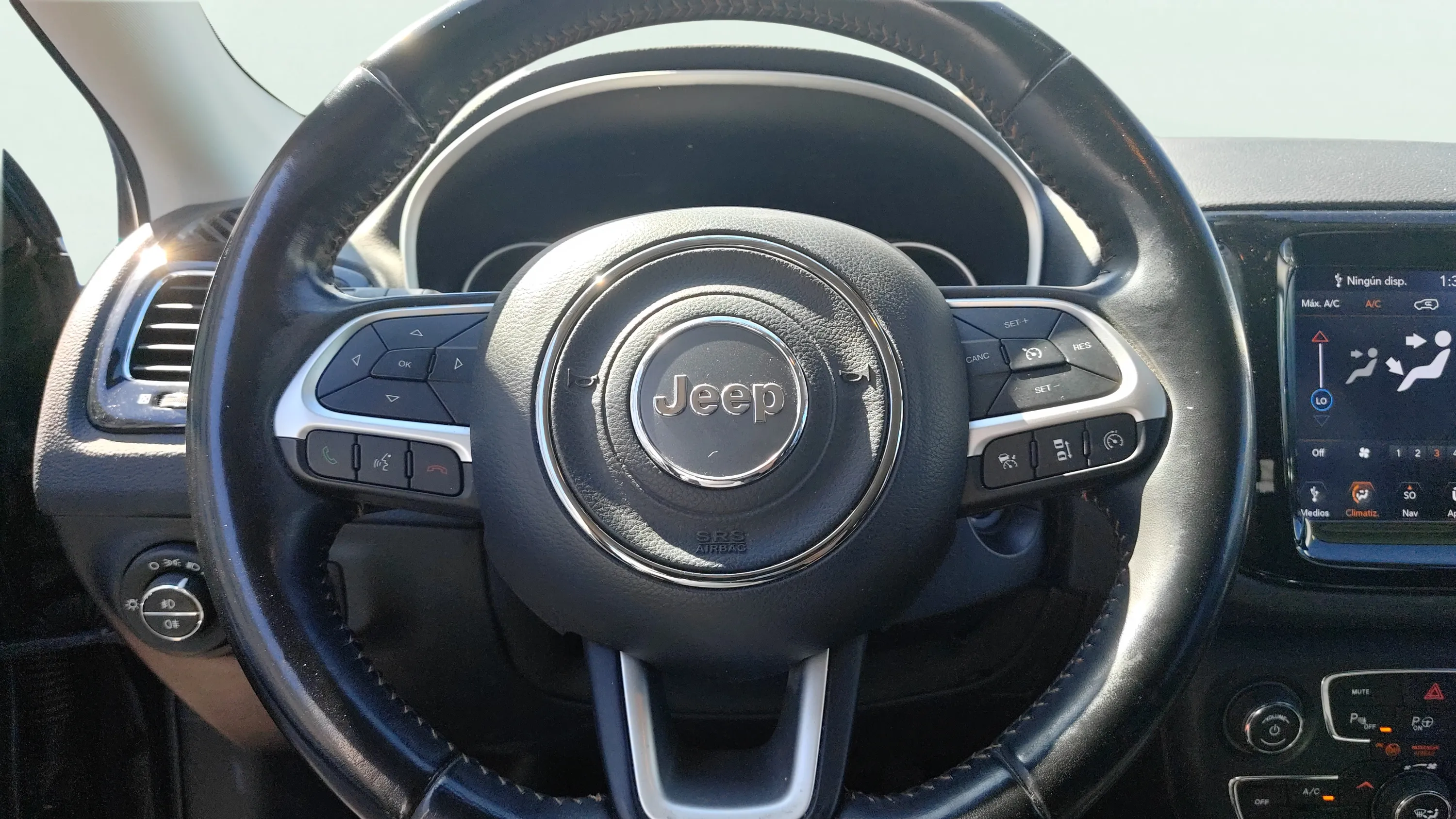 Jeep Compass 1.4 Mair Limited 4x2 - foto 10