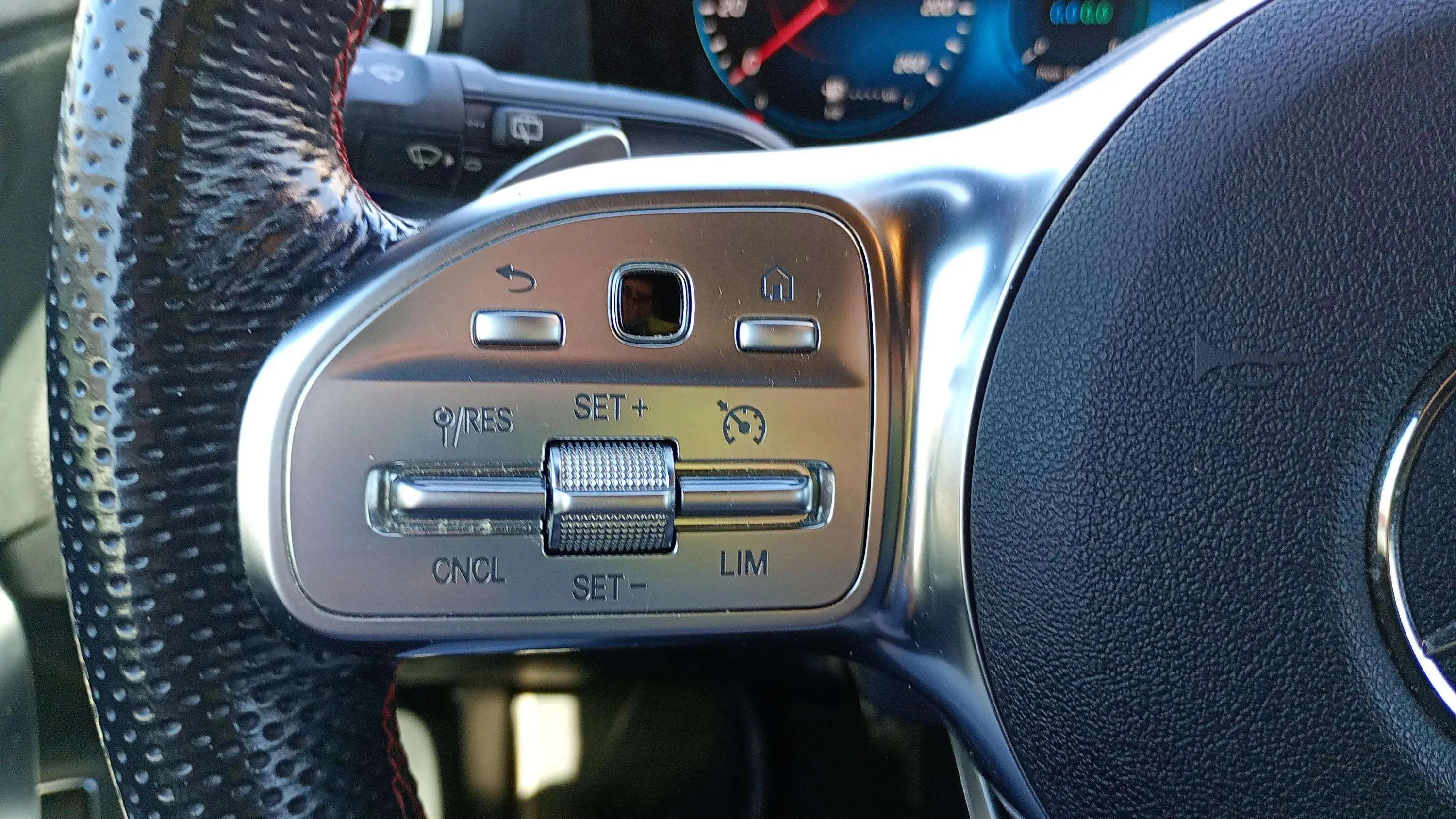 Mercedes-Benz Clase A A 250 e - foto 18