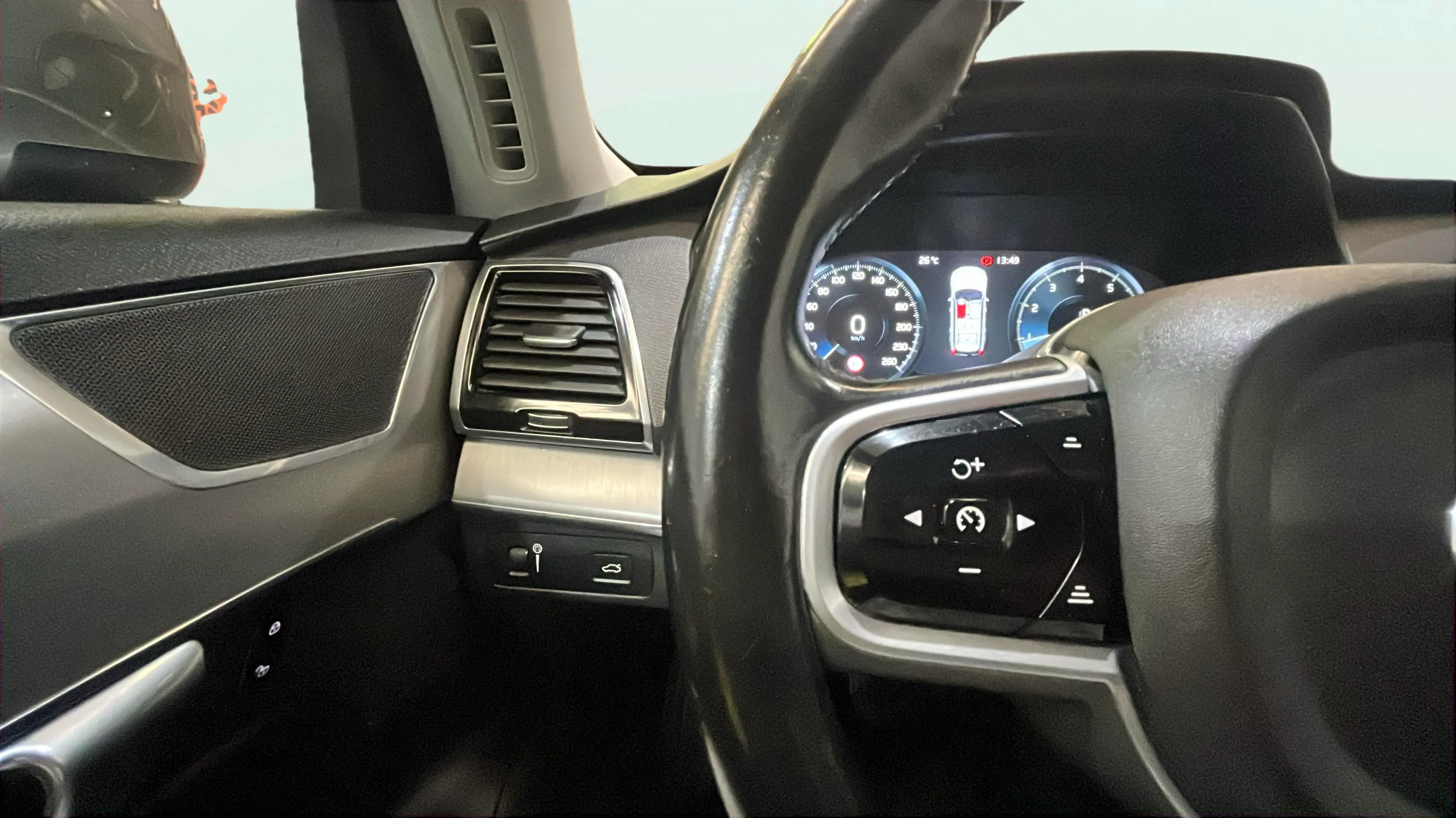 Volvo XC90 2.0 T5 AWD Inscription - foto 14