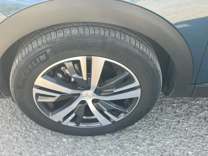 Peugeot 3008 Allure Pack 1.2 PureTech - foto 19