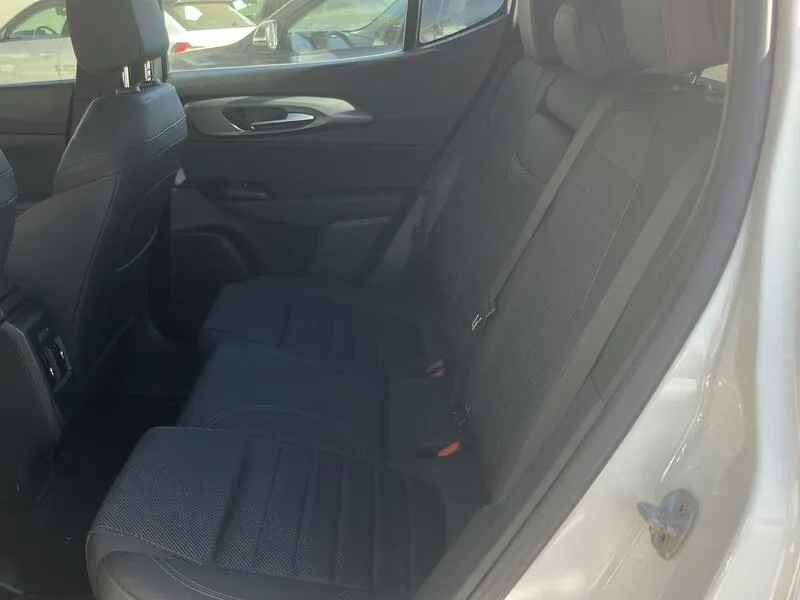 Alfa Romeo Tonale 1.5 MHEV Gasolina Sprint - foto 17