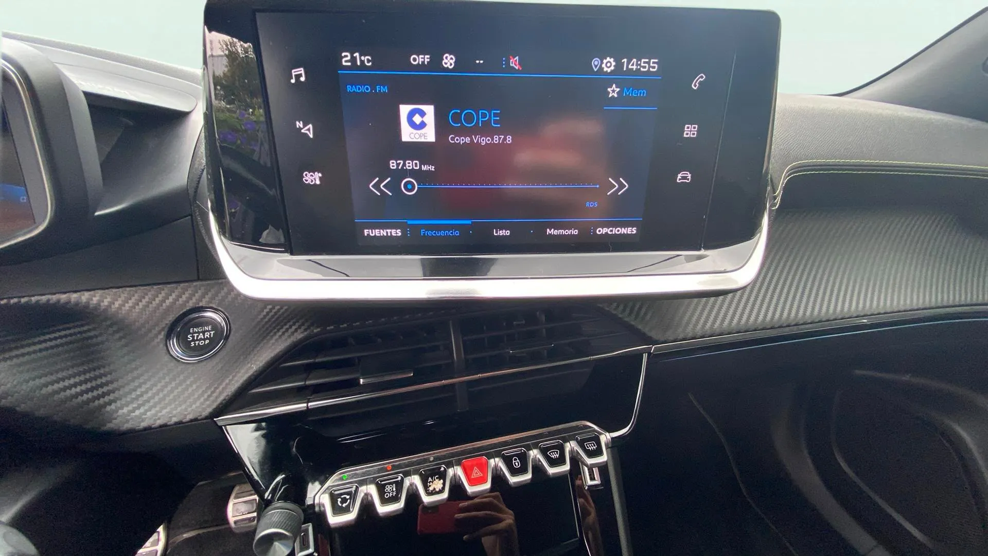 Peugeot 2008 GT Line PureTech 130 BVM6 - foto 14