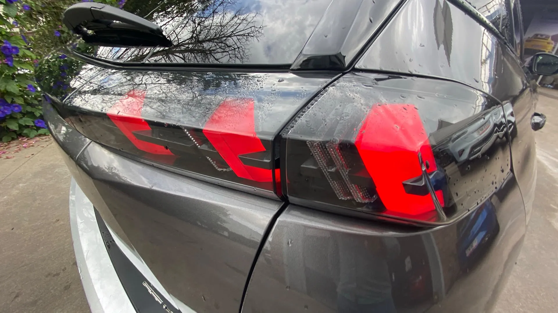 Peugeot 2008 GT Line PureTech 130 BVM6 - foto 30