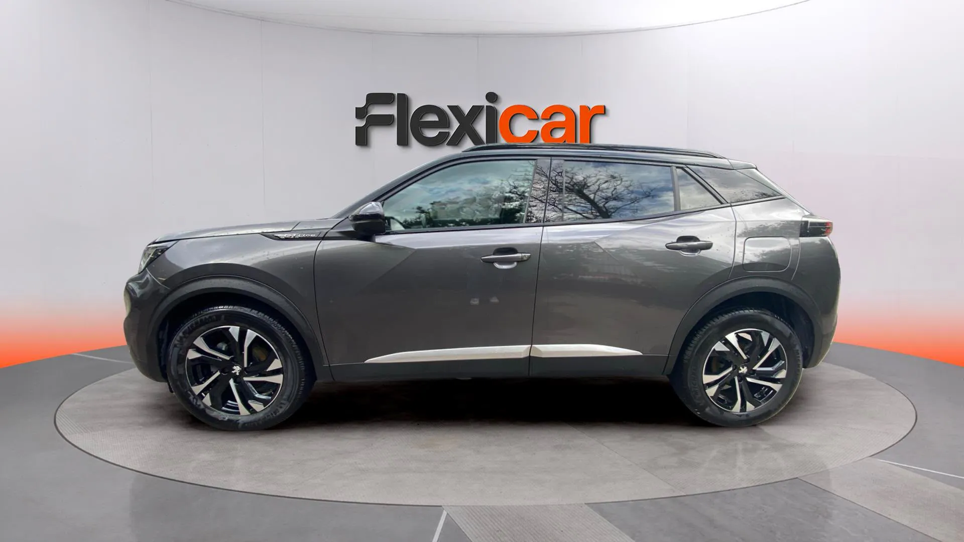 Peugeot 2008 GT Line PureTech 130 BVM6 - foto 8