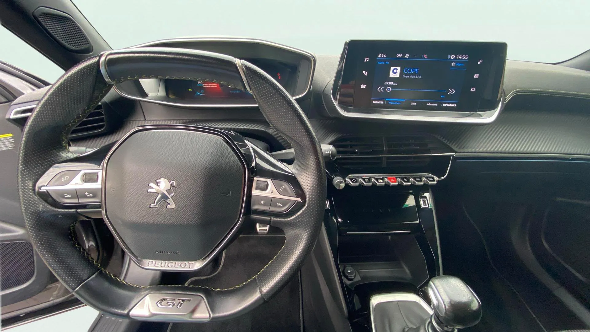 Peugeot 2008 GT Line PureTech 130 BVM6 - foto 13