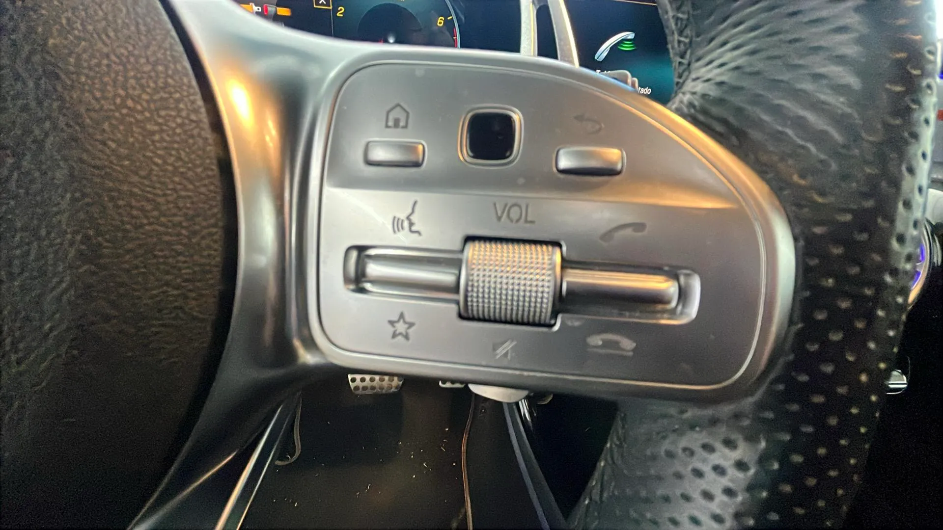 Mercedes-Benz CLA 200 - foto 26