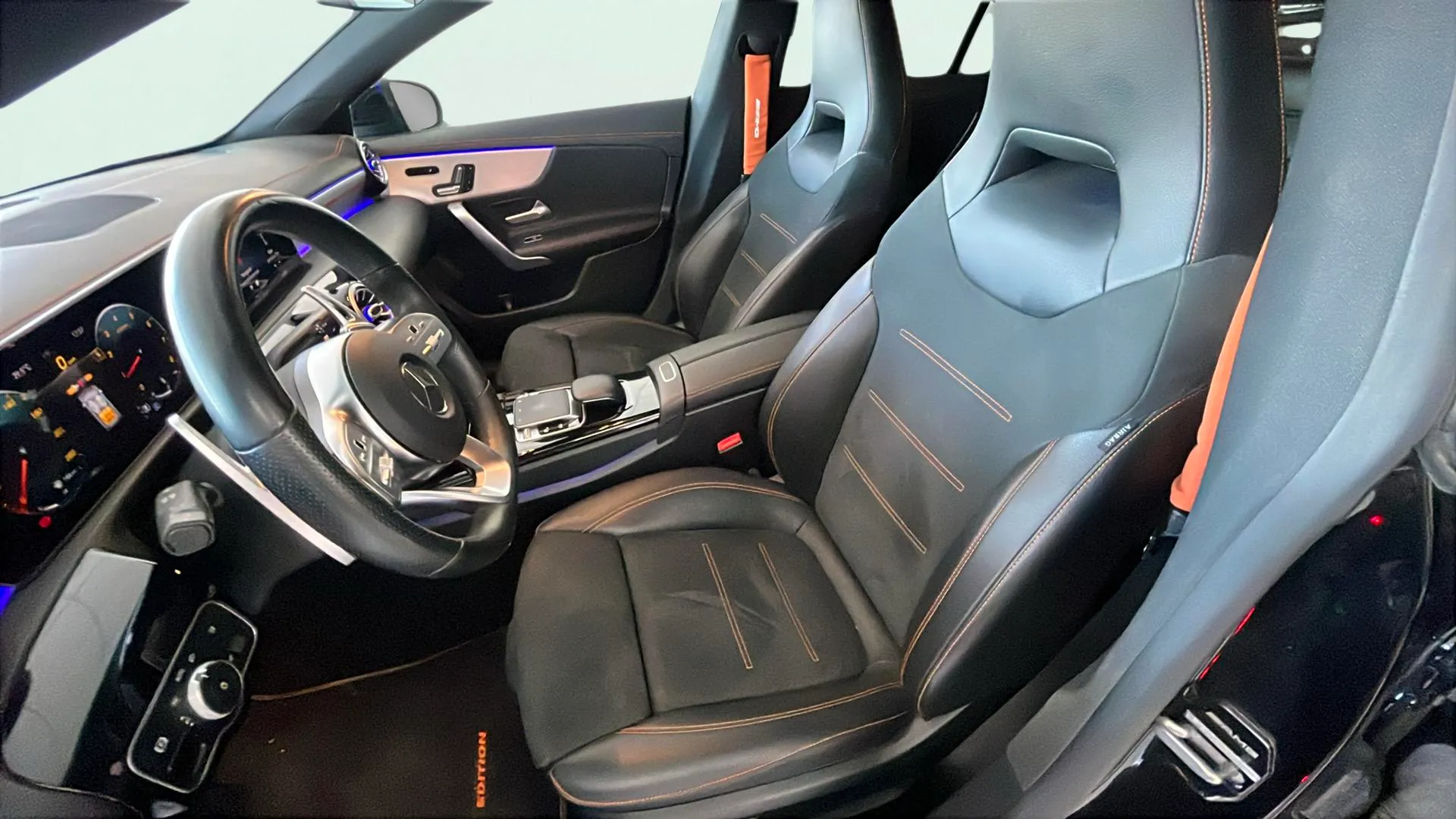 Mercedes-Benz CLA 200 - foto 12
