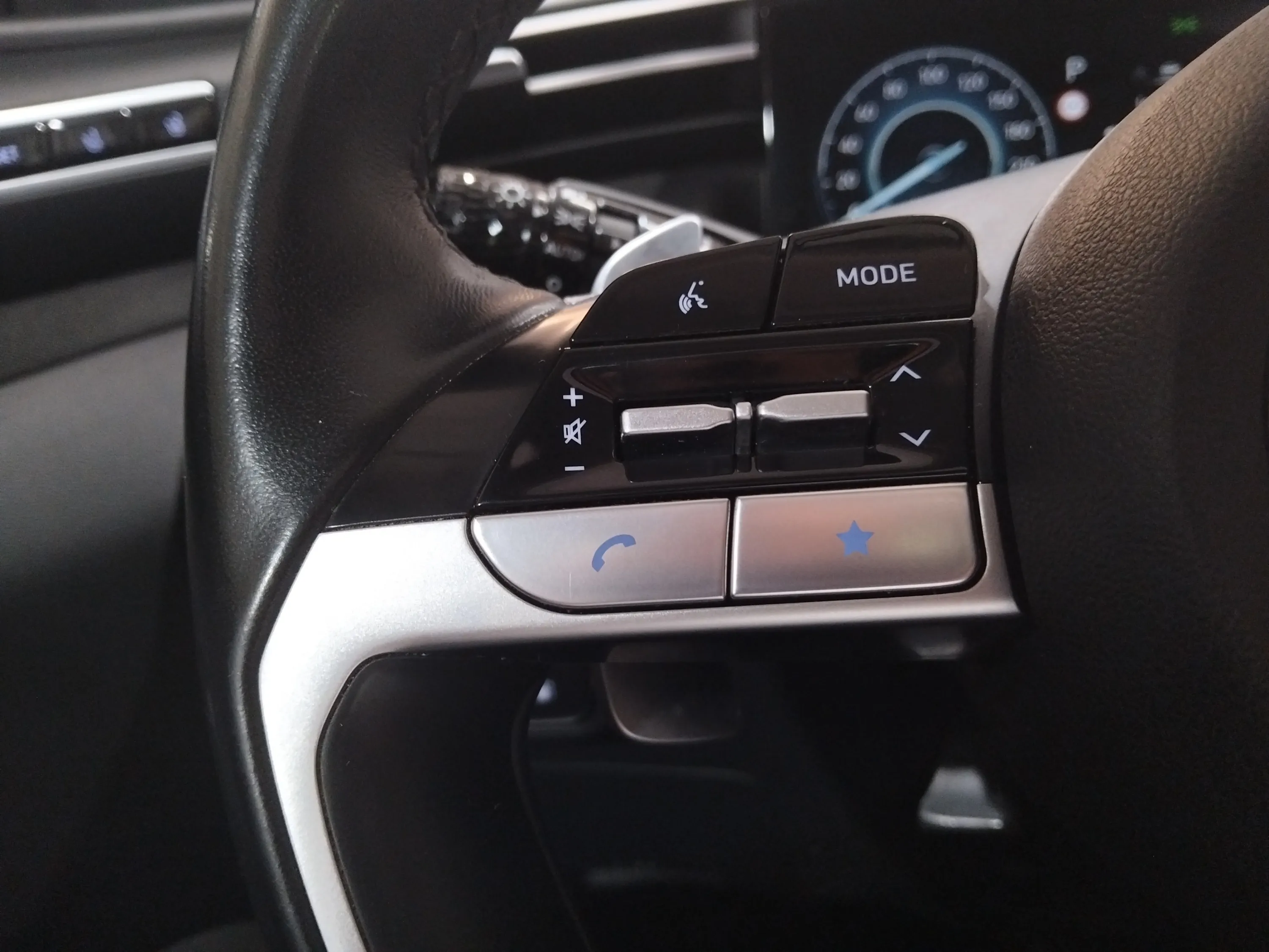 Hyundai Tucson 1.6 T-GDi PHEV Style 4x4 - foto 26
