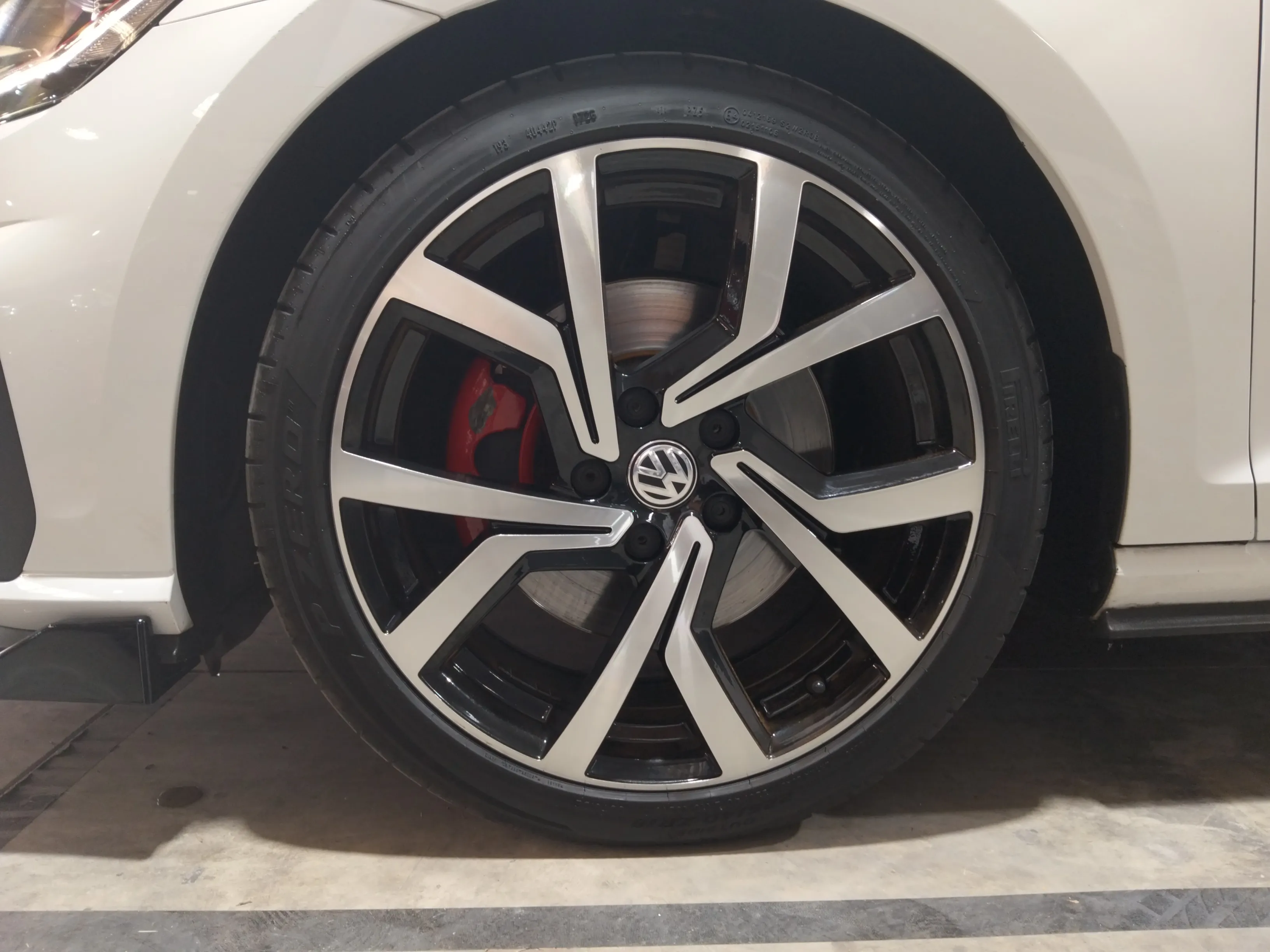 Volkswagen Golf GTI 2.0 TSI DSG - foto 17
