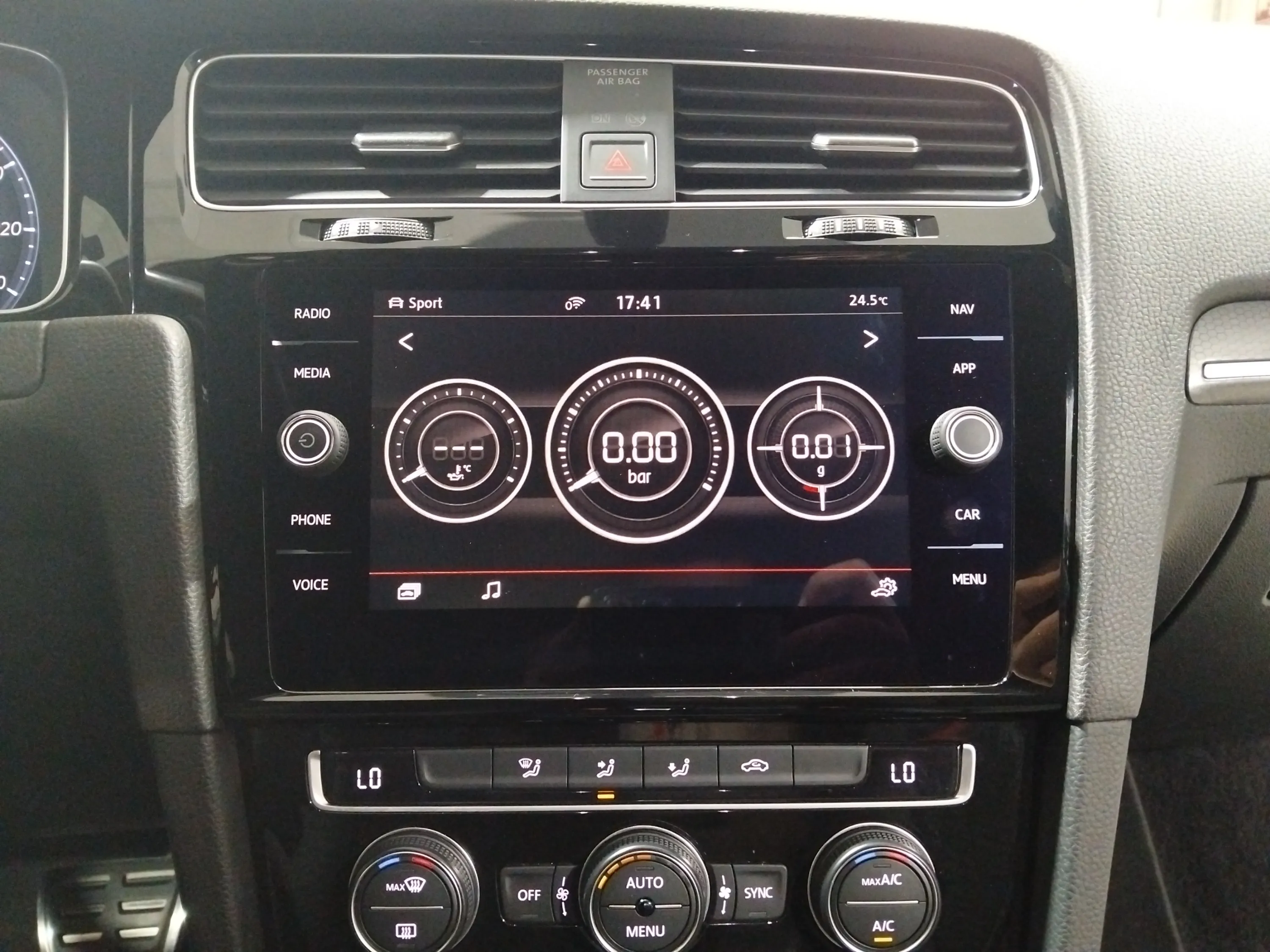 Volkswagen Golf GTI 2.0 TSI DSG - foto 10