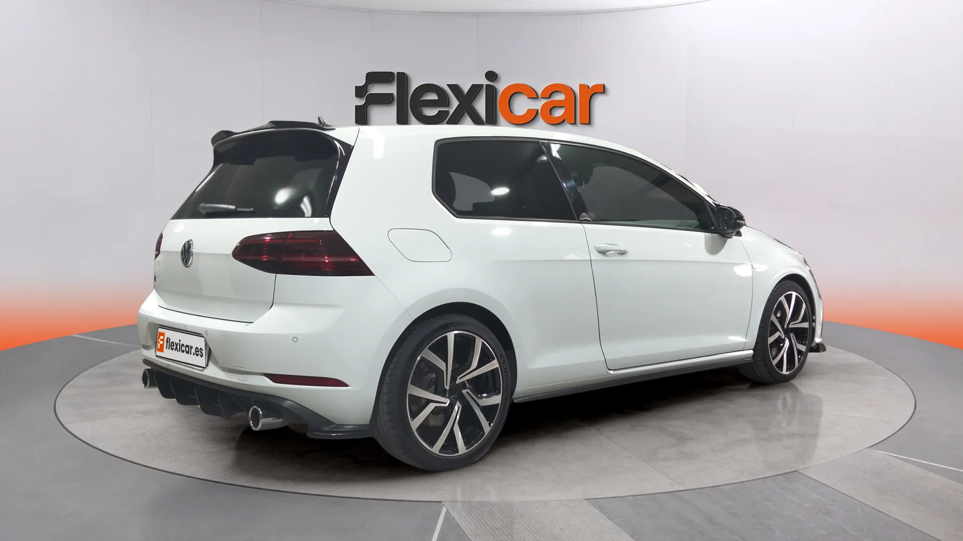 Volkswagen Golf GTI 2.0 TSI DSG - foto 7