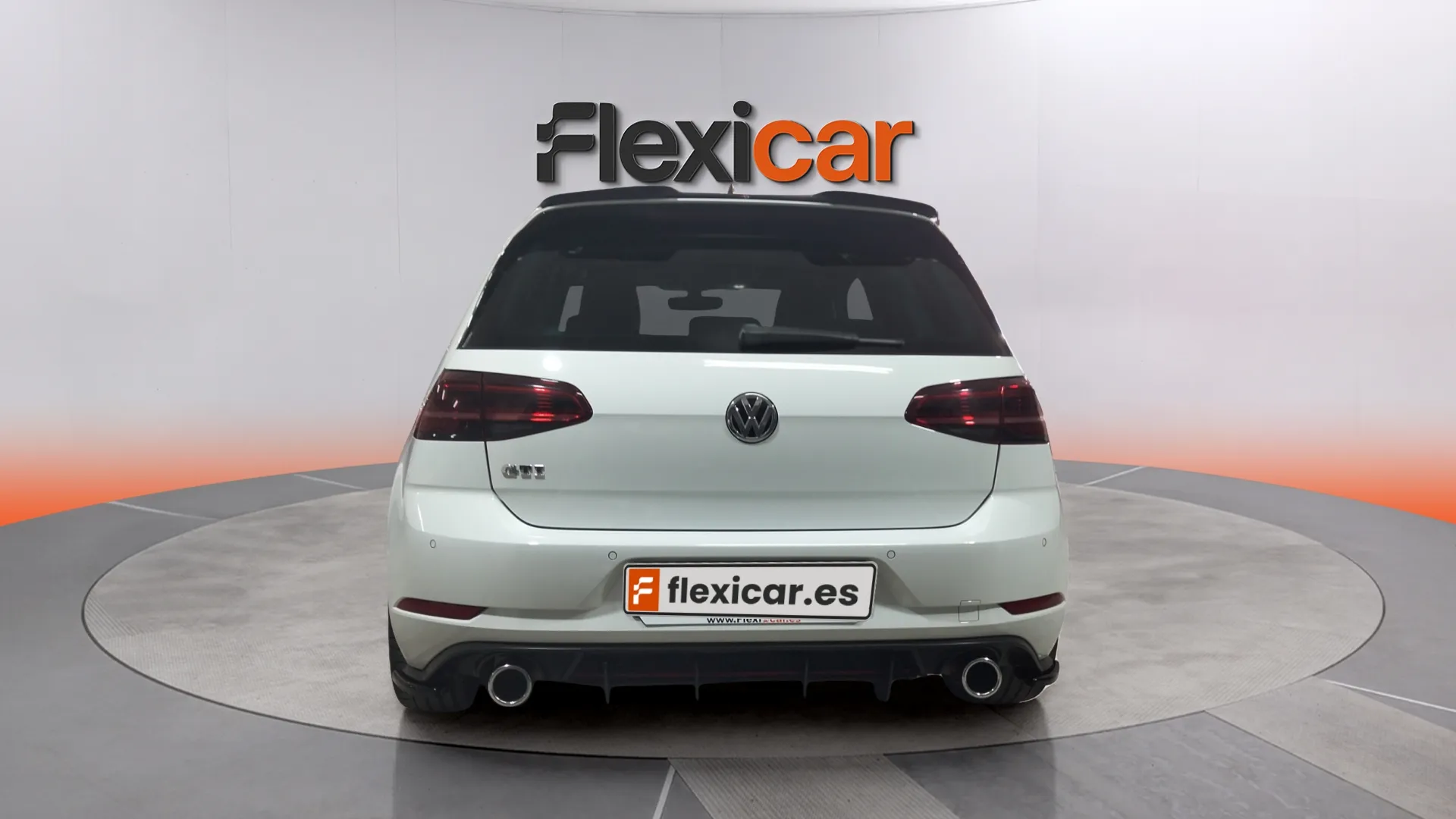 Volkswagen Golf GTI 2.0 TSI DSG - foto 6