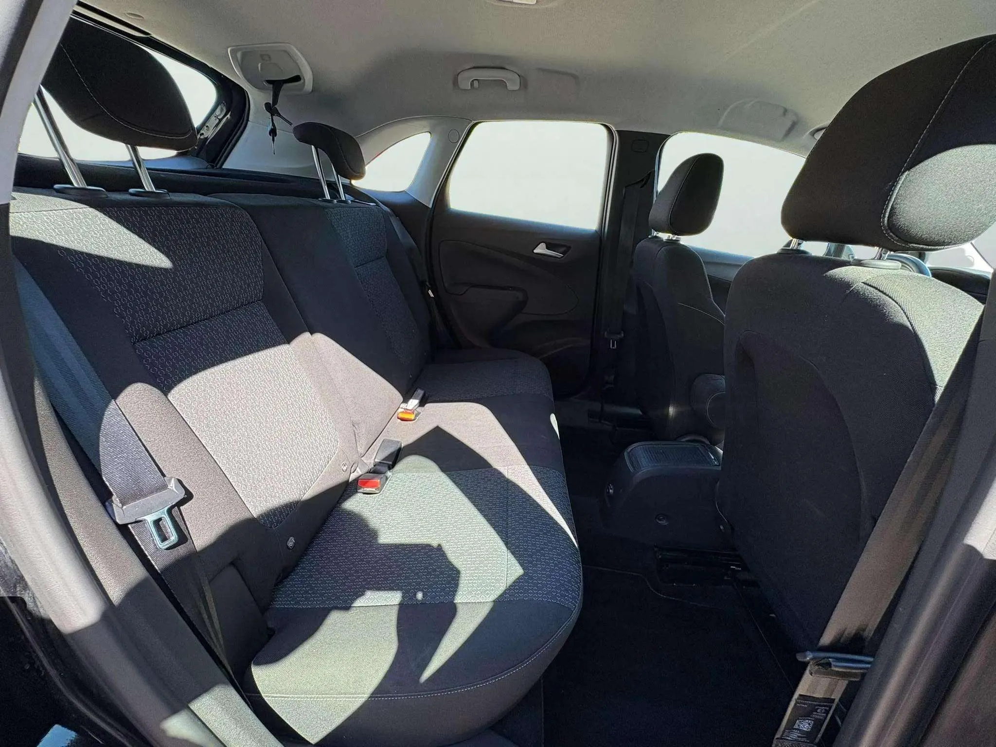 Opel Crossland 1.6T Excellence - foto 15