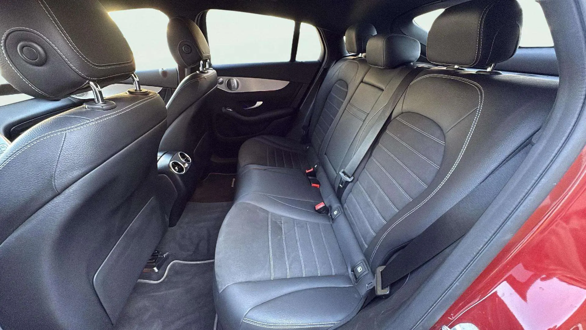 Mercedes-Benz GLC 220 d 4MATIC - foto 14
