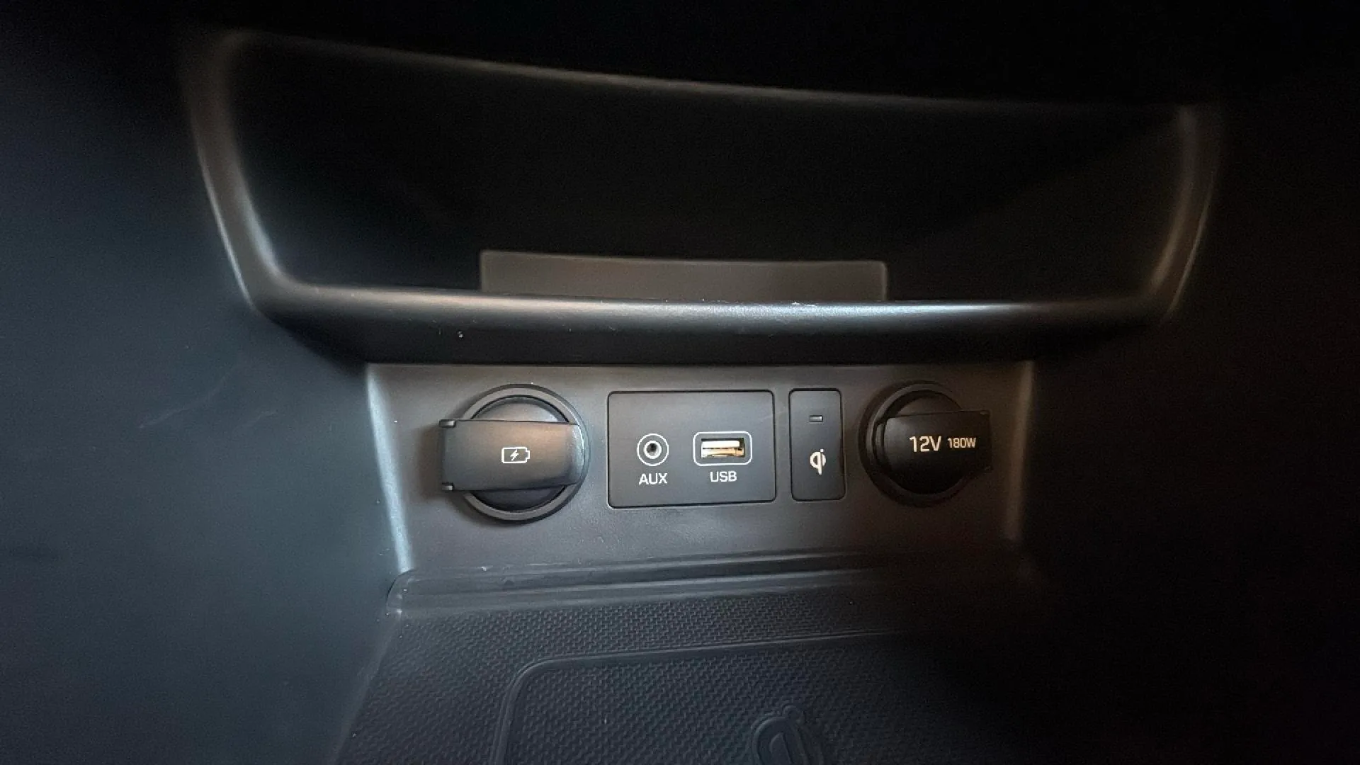 Hyundai Kona 1.6 CRDi Tecno 4x2 - foto 17