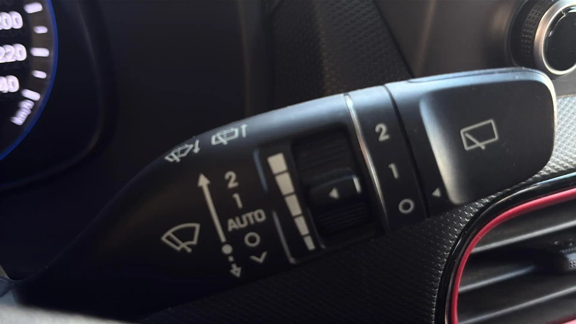 Hyundai Kona 1.6 CRDi Tecno 4x2 - foto 27