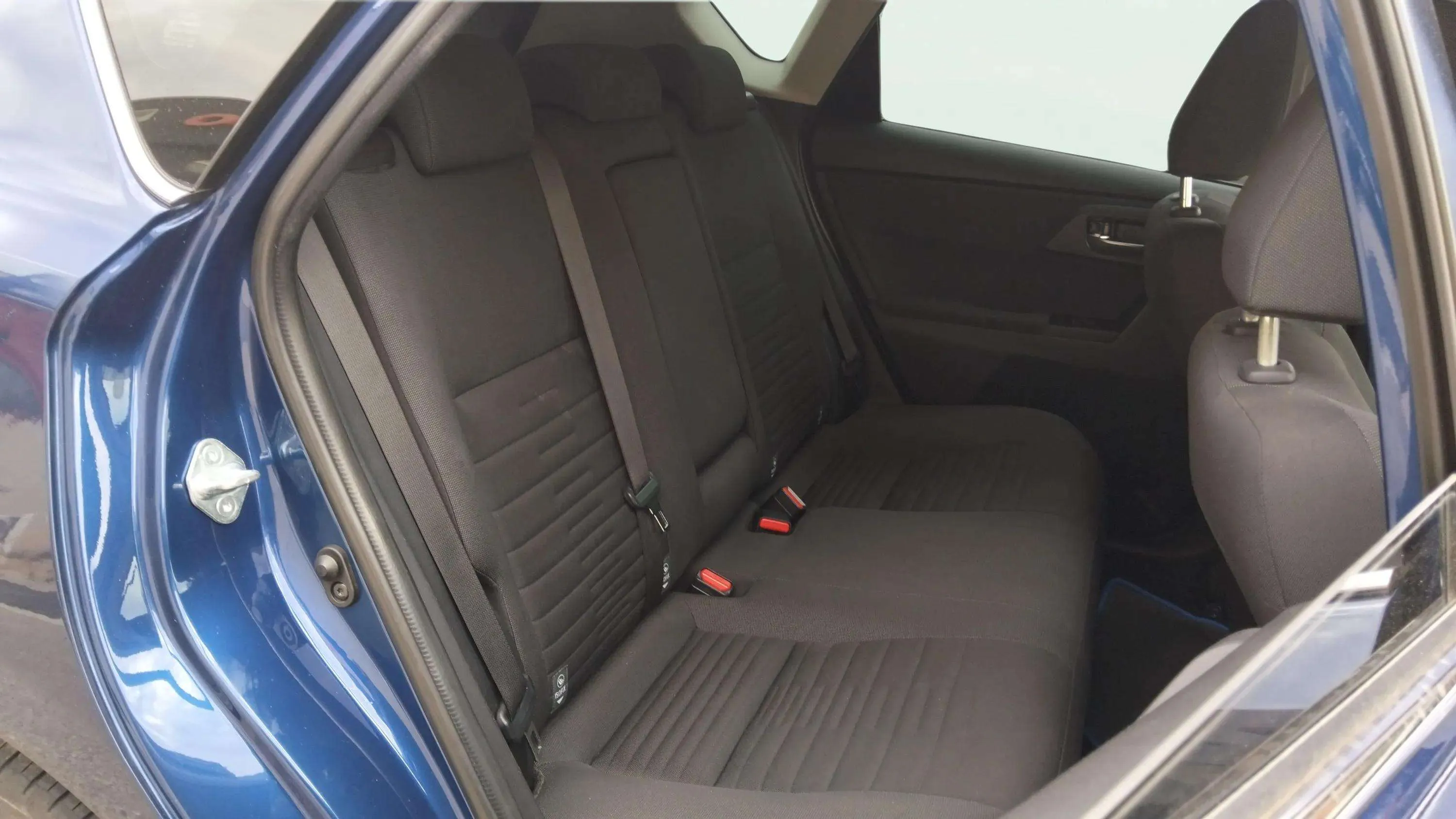 Toyota Auris 1.8 140H Hybrid Advance - foto 24