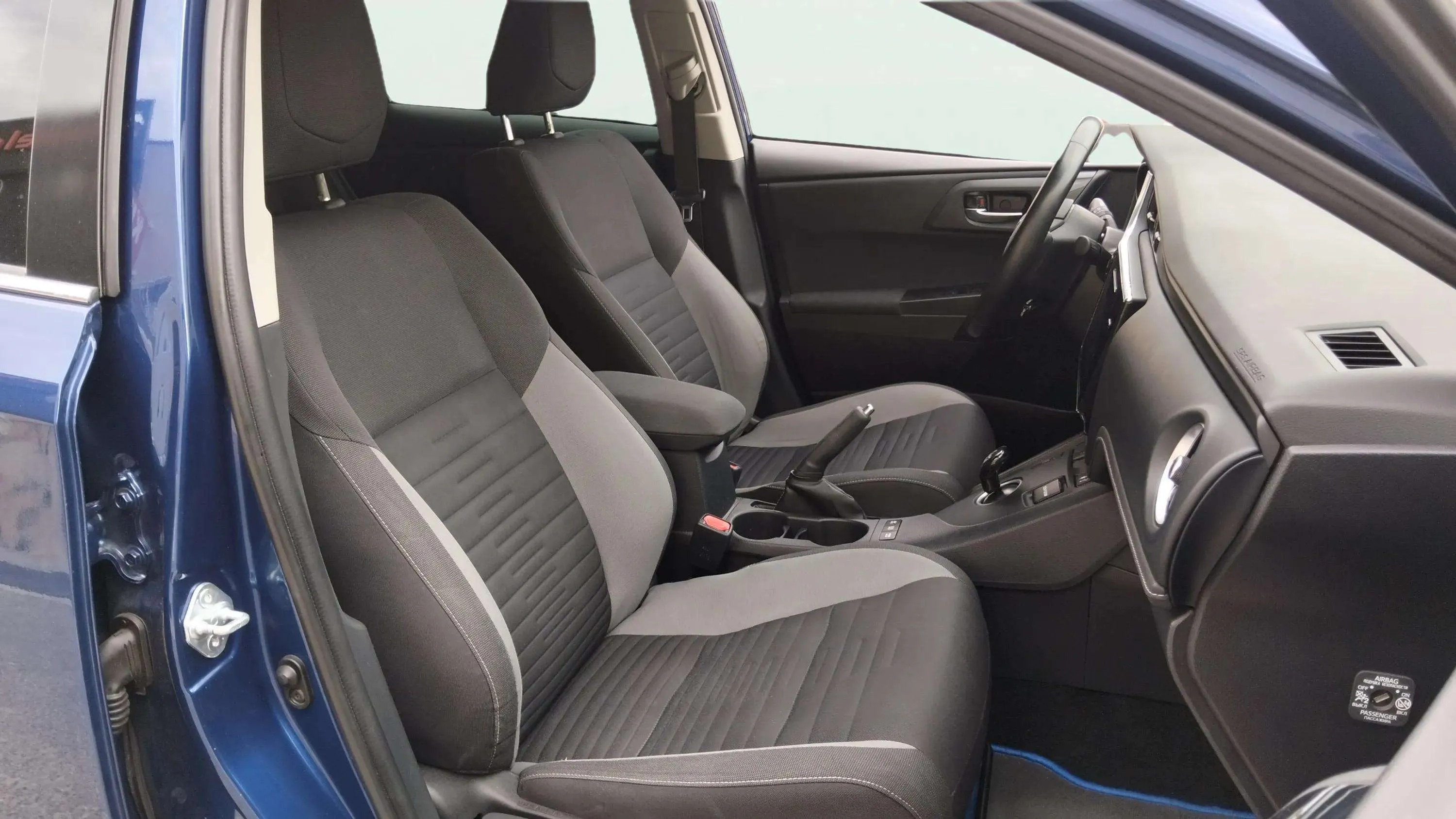Toyota Auris 1.8 140H Hybrid Advance - foto 23