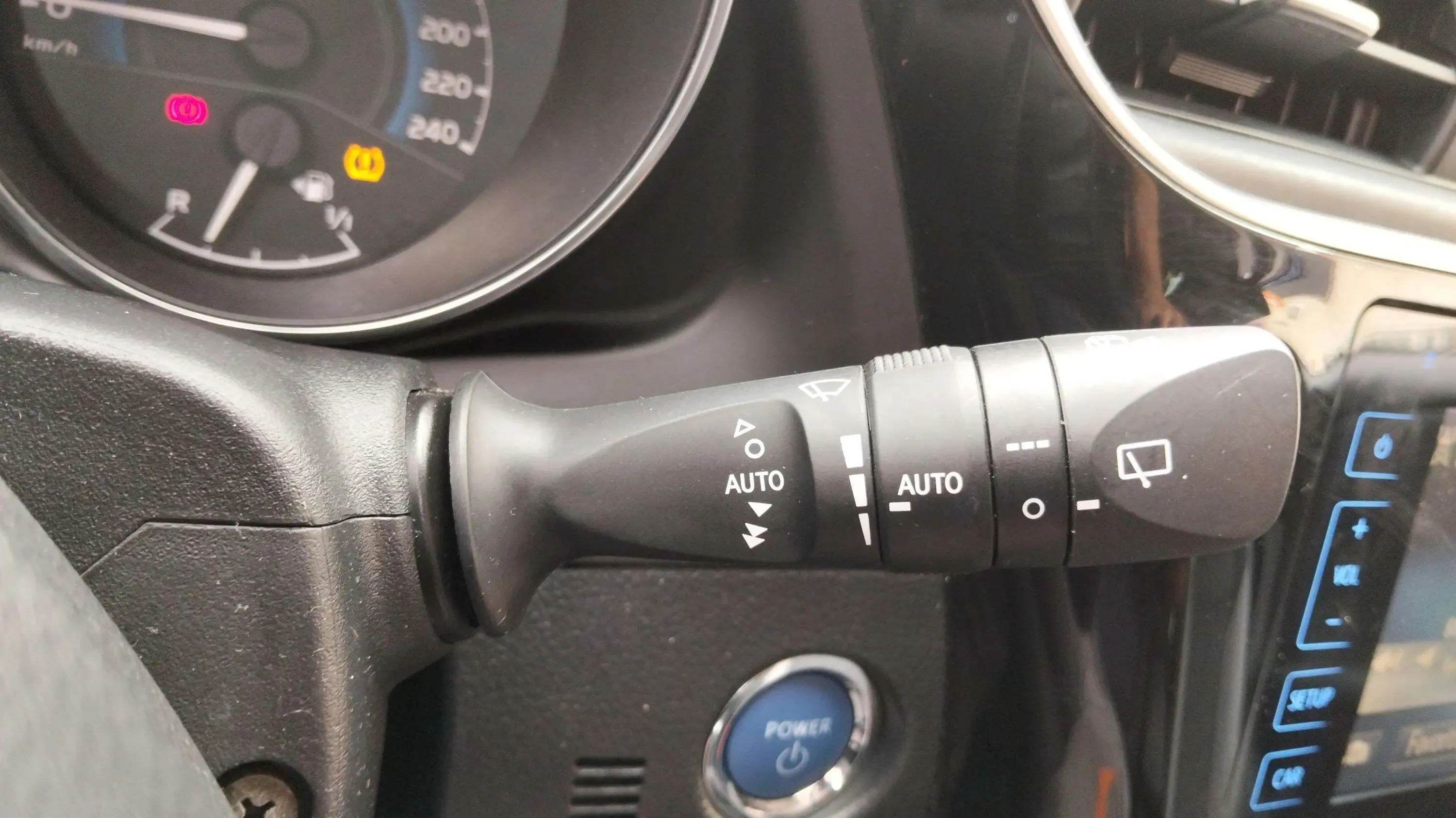Toyota Auris 1.8 140H Hybrid Advance - foto 13