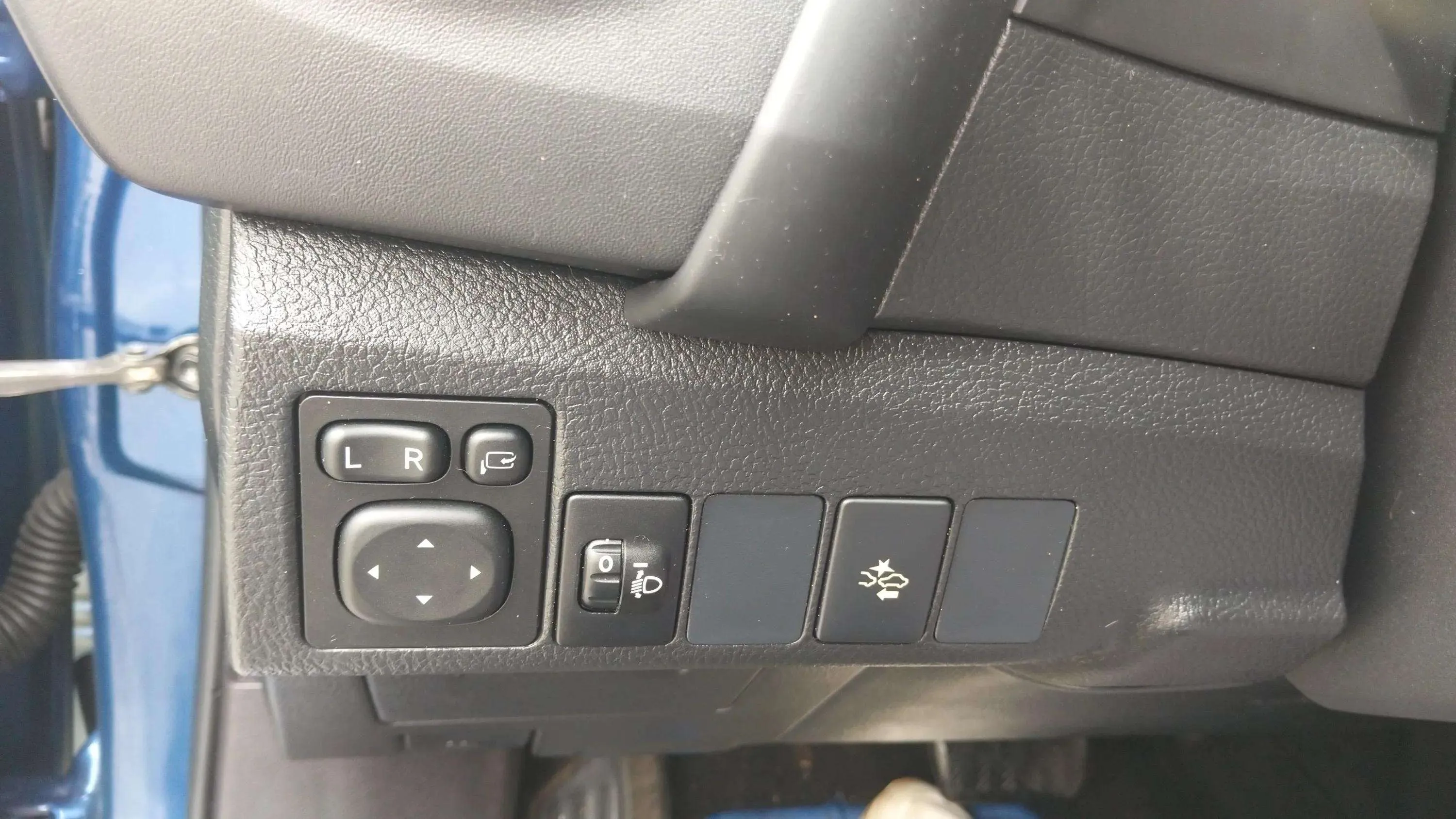 Toyota Auris 1.8 140H Hybrid Advance - foto 9
