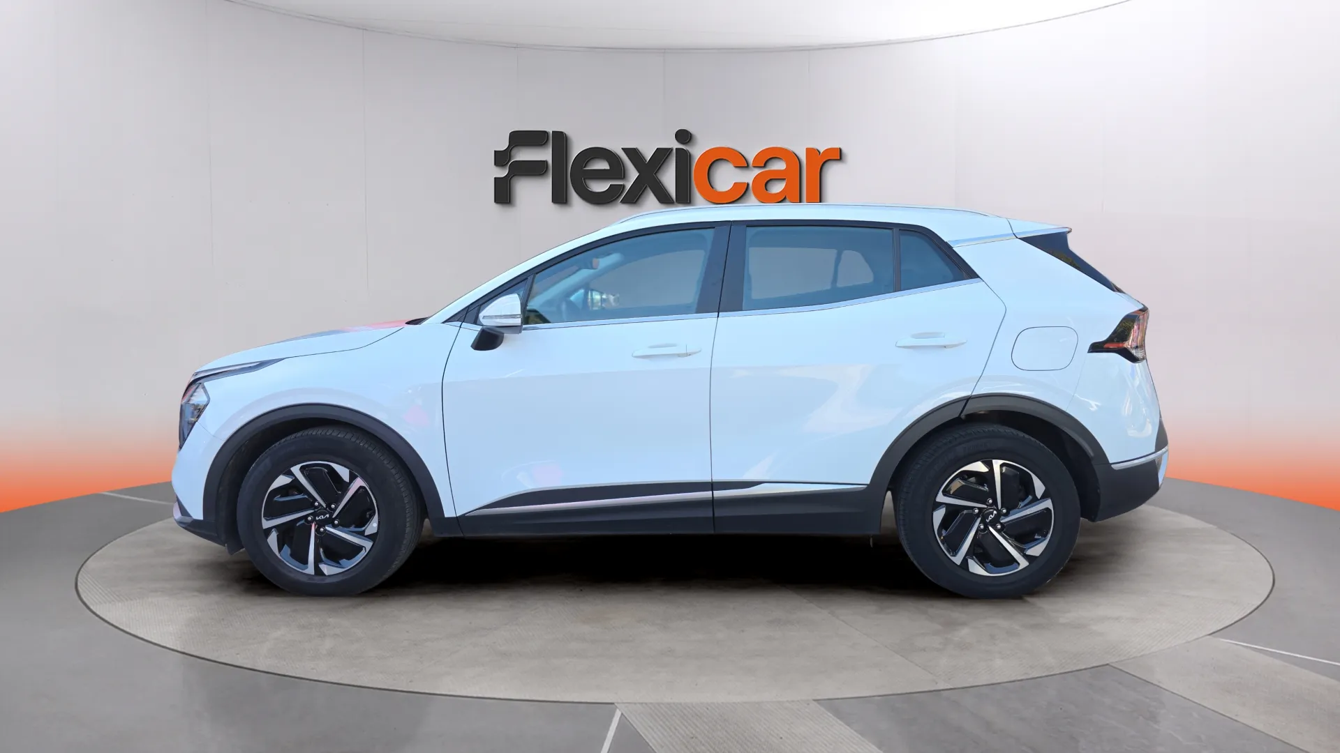 Kia Sportage 1.6 T-GDi Drive 4x2 - foto 4