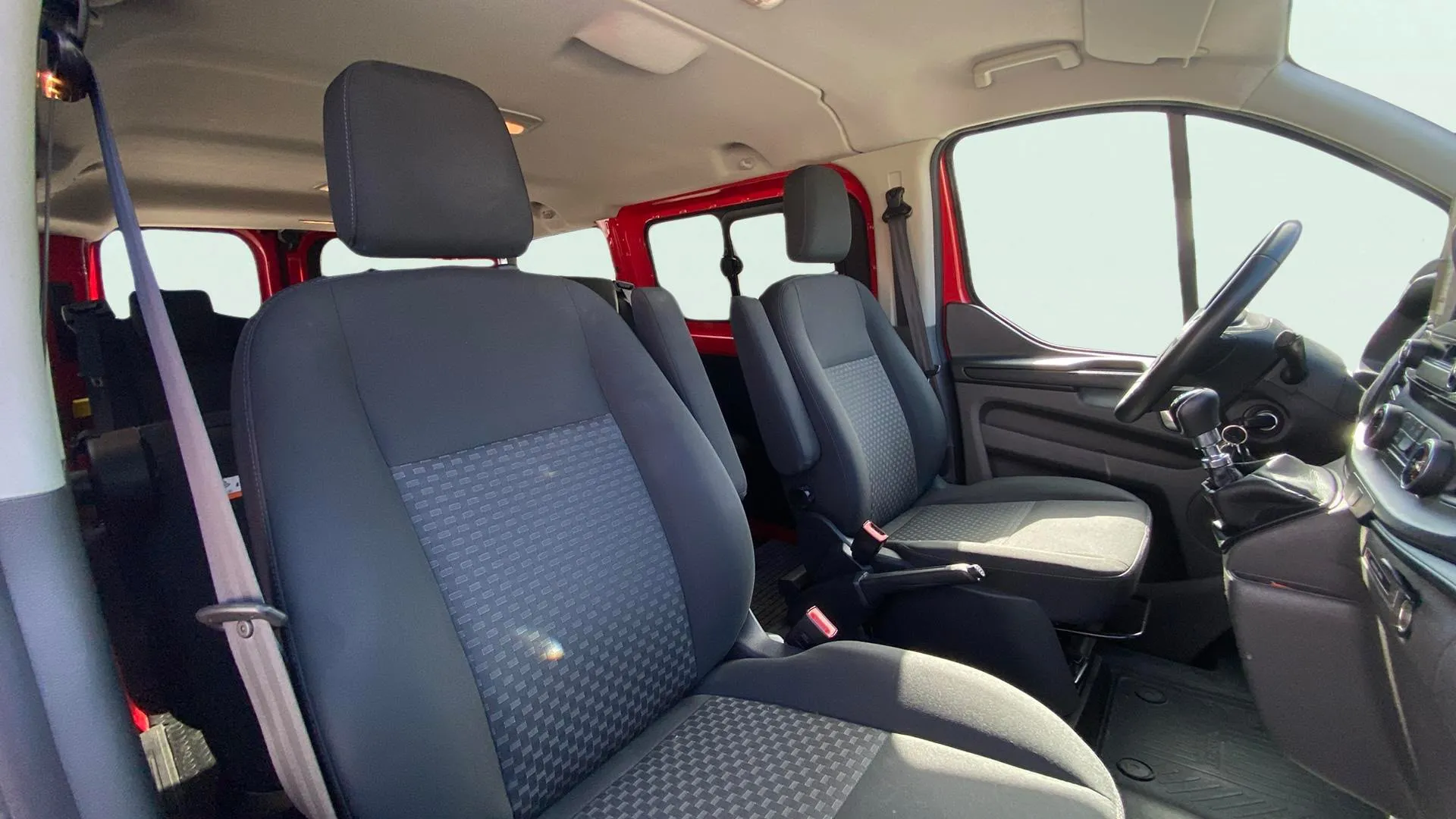 Ford Transit Custom 2000CC - foto 18
