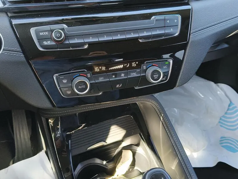 BMW X2 sDrive18d - foto 12