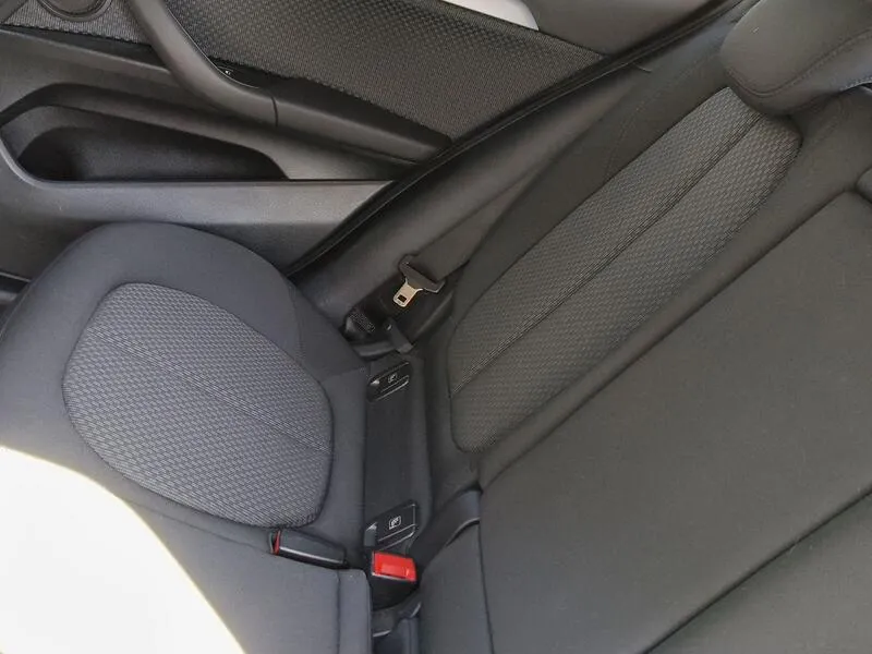 BMW X2 sDrive18d - foto 33
