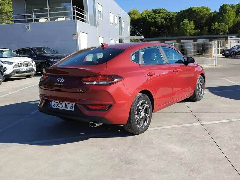 Hyundai i30 1.0 T-GDi 48V Klass Fastback - foto 6