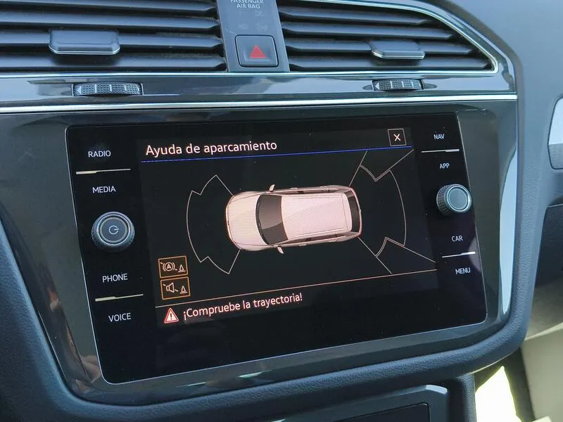 Volkswagen Tiguan Life 2.0 TDI DSG - foto 17