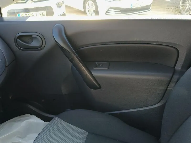 Renault Kangoo Z.E. Maxi - foto 14