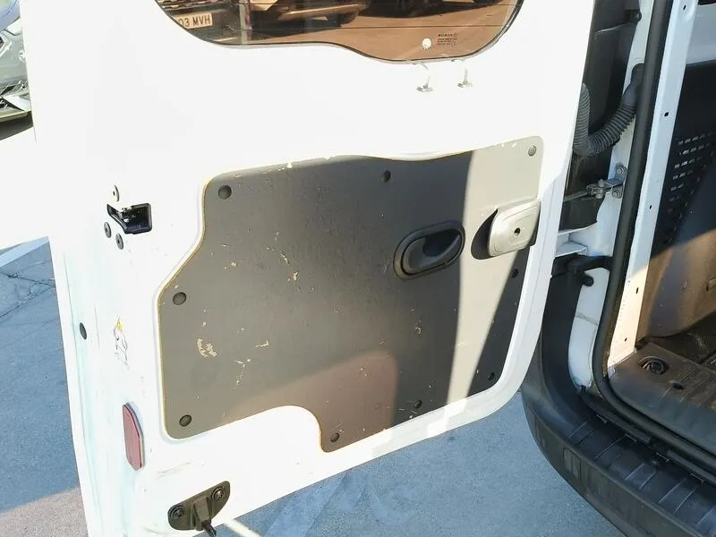 Renault Kangoo Z.E. Maxi - foto 32