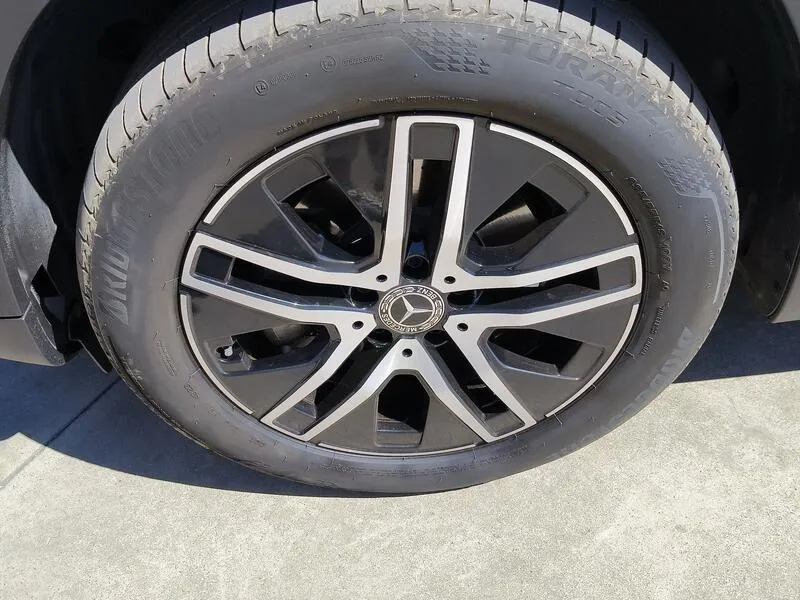 Mercedes-Benz GLA 200D - foto 43