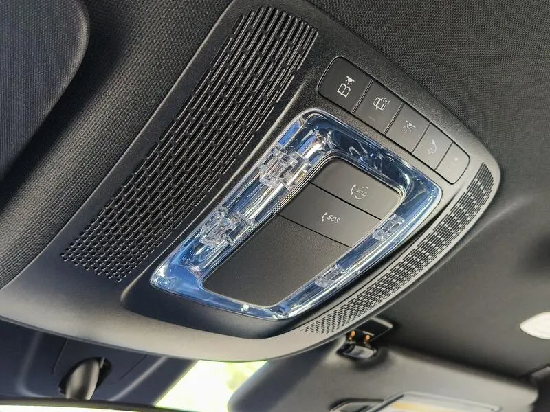 Mercedes-Benz GLA 200D - foto 21