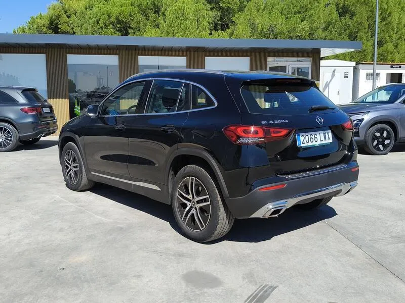 Mercedes-Benz GLA 200D - foto 4