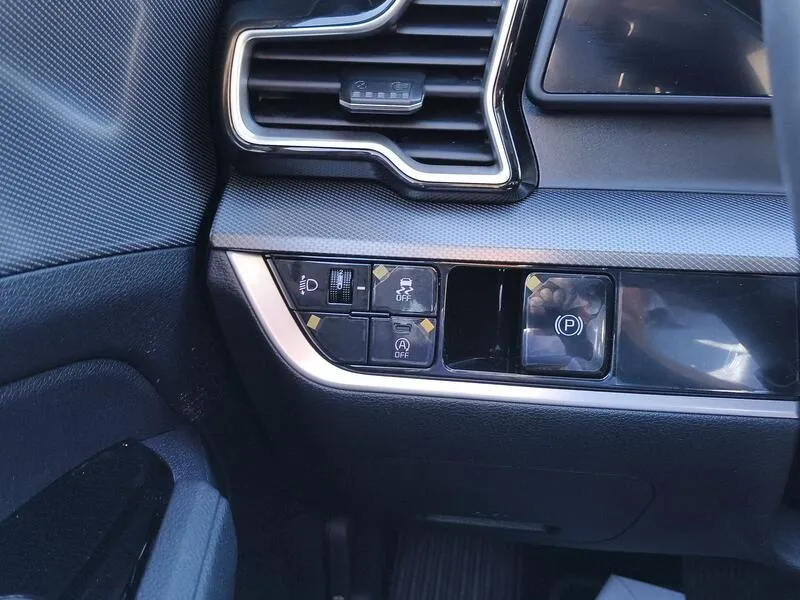 Kia Sportage 1.6 T-GDi HEV Drive - foto 27