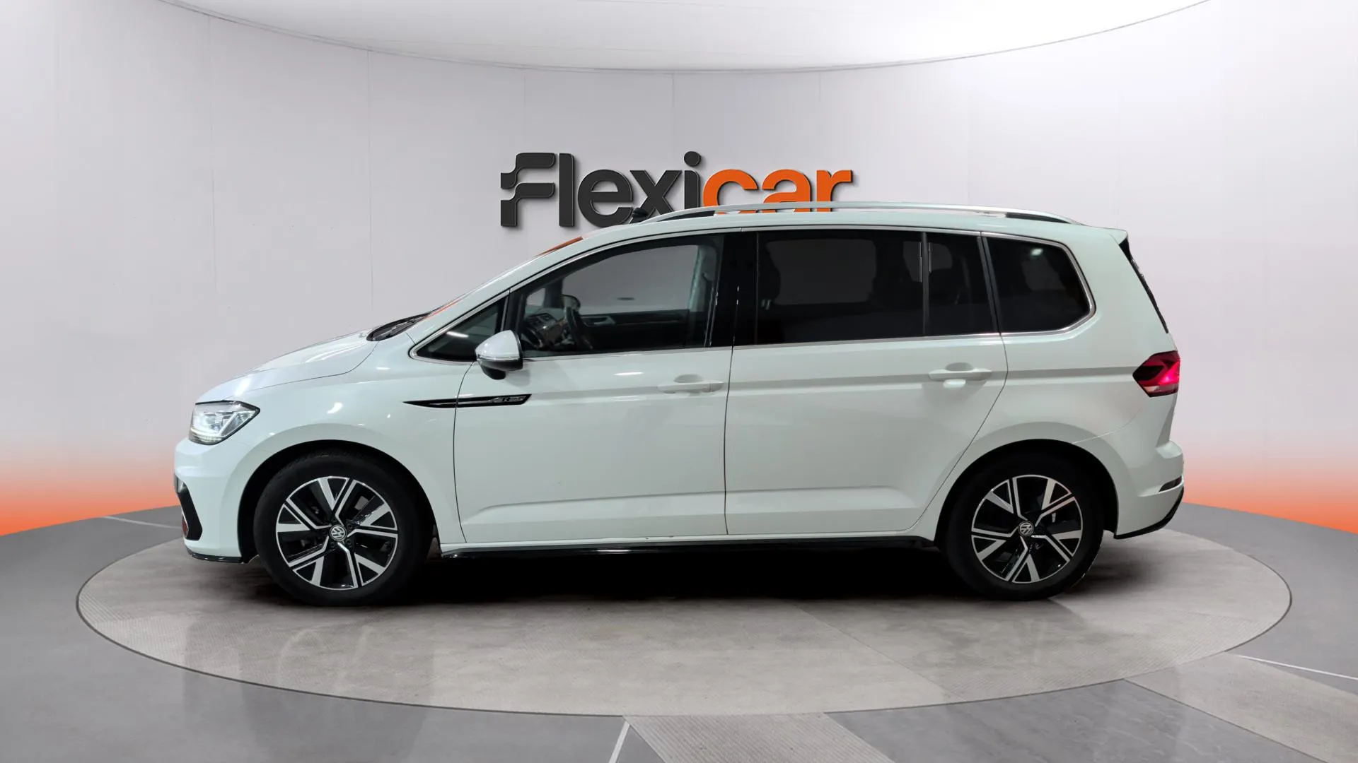 Volkswagen Touran Sport 1.5 TSI DSG - foto 4