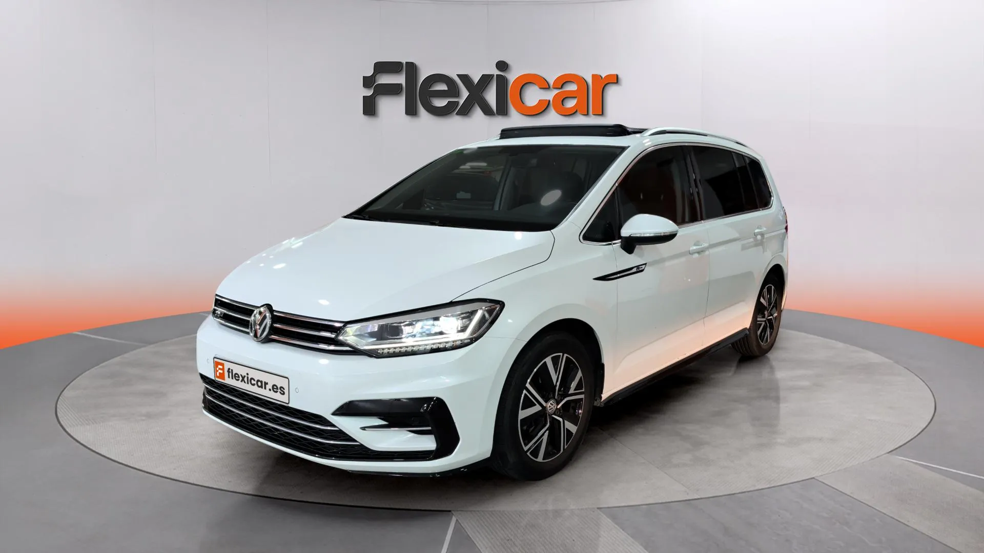 Volkswagen Touran Sport 1.5 TSI DSG - foto 3