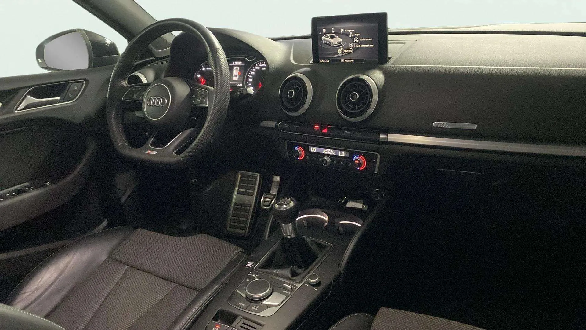 Audi A3 Sedan 35 TDI - foto 24