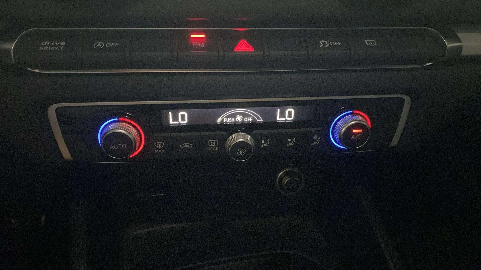 Audi A3 Sedan 35 TDI - foto 15