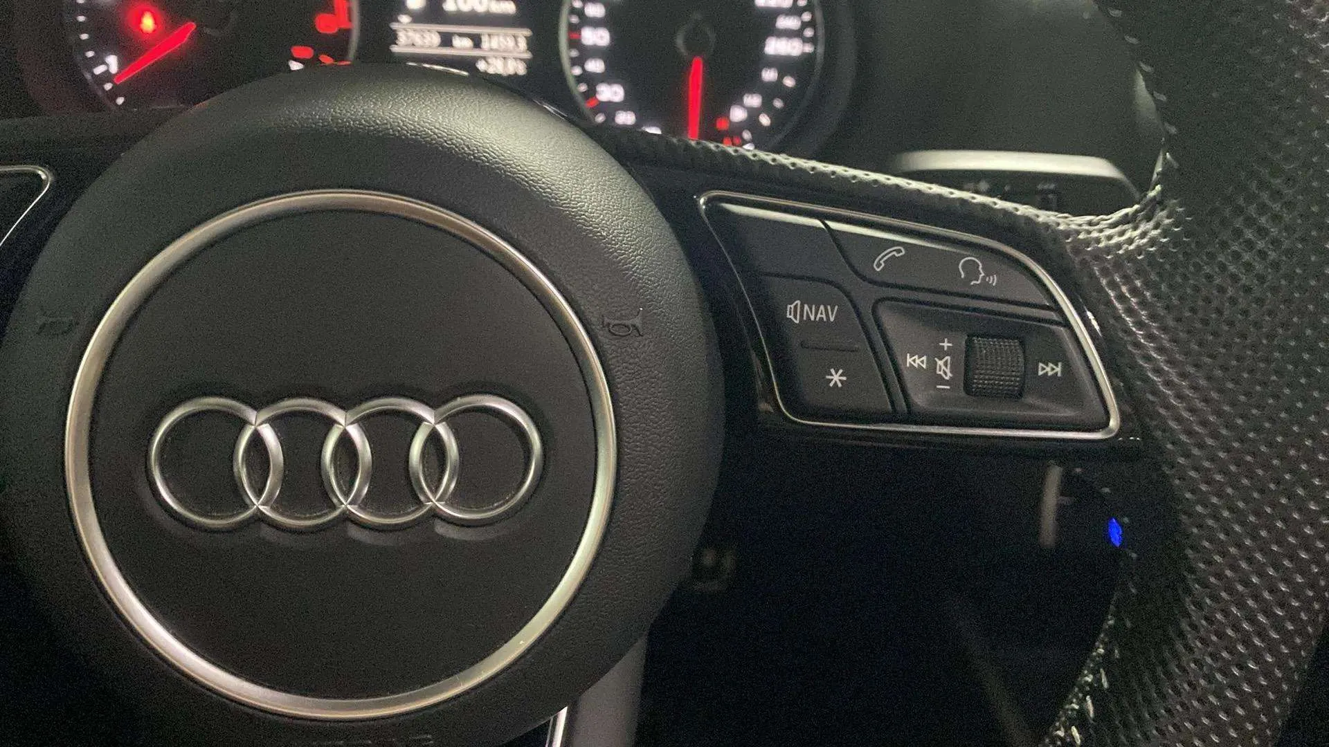 Audi A3 Sedan 35 TDI - foto 35