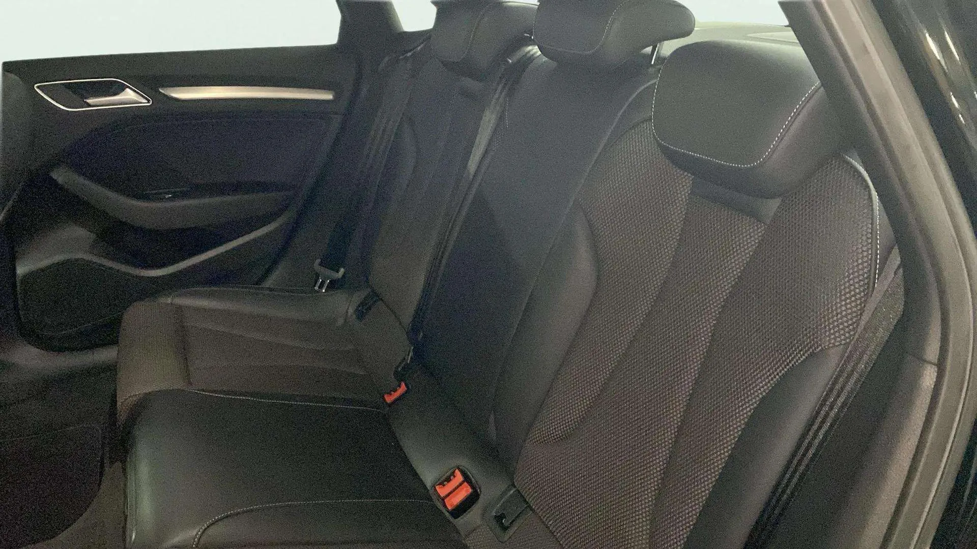 Audi A3 Sedan 35 TDI - foto 49