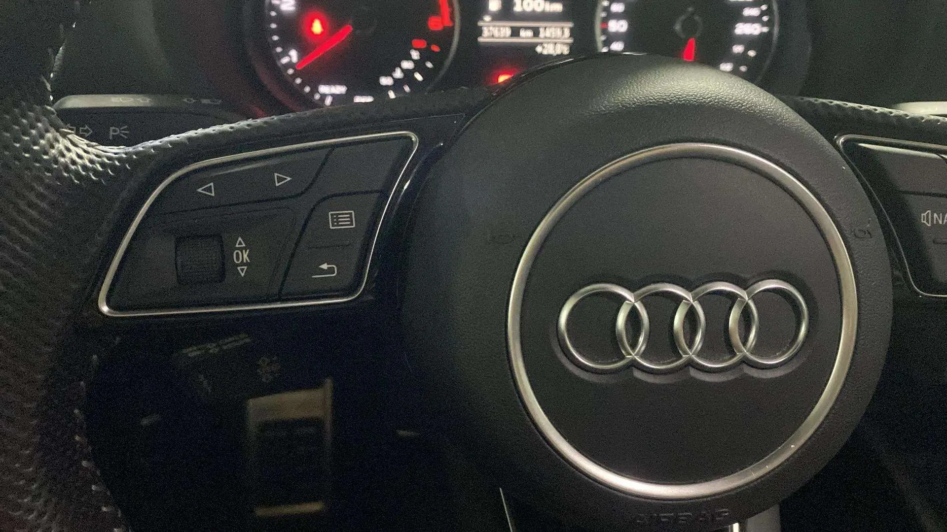 Audi A3 Sedan 35 TDI - foto 34