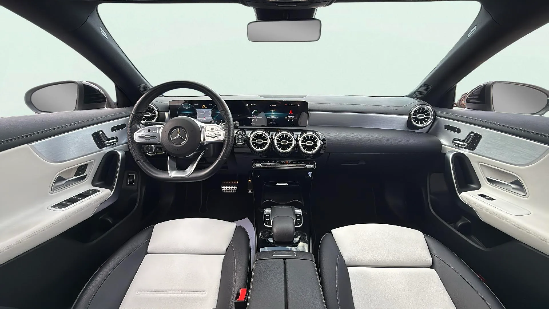 Mercedes-Benz CLA 200 - foto 9