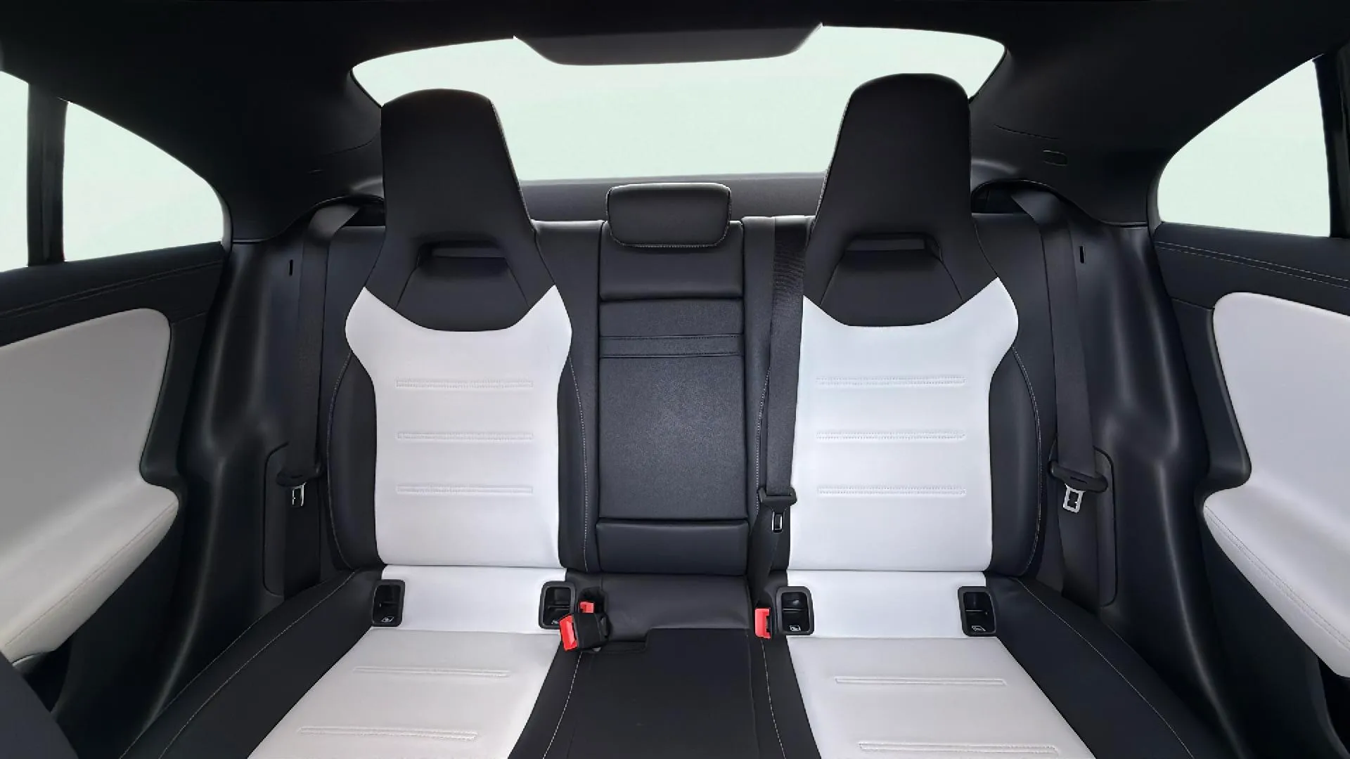 Mercedes-Benz CLA 200 - foto 11