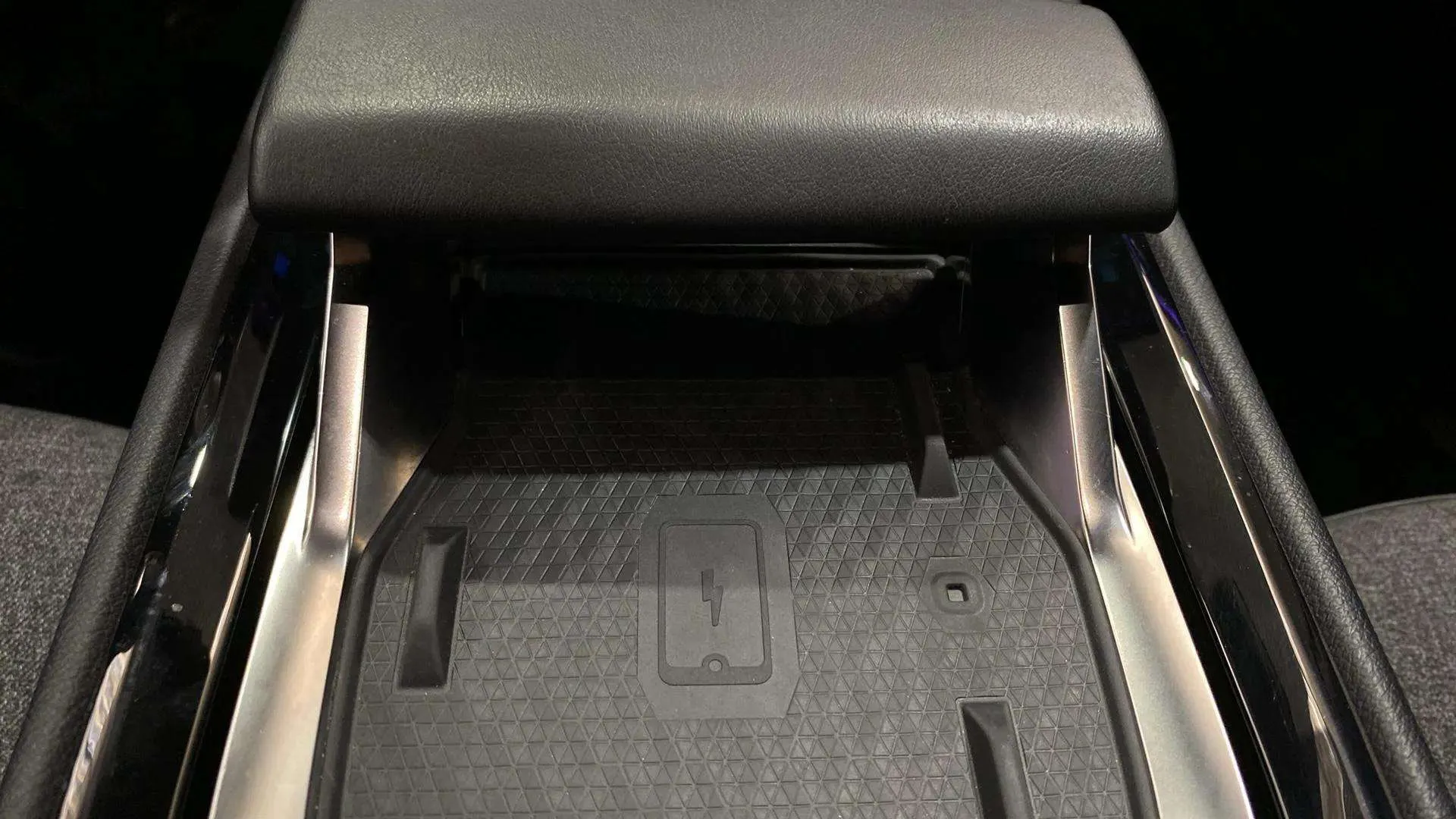 Renault Rafale Techno E-Tech full hybrid - foto 31